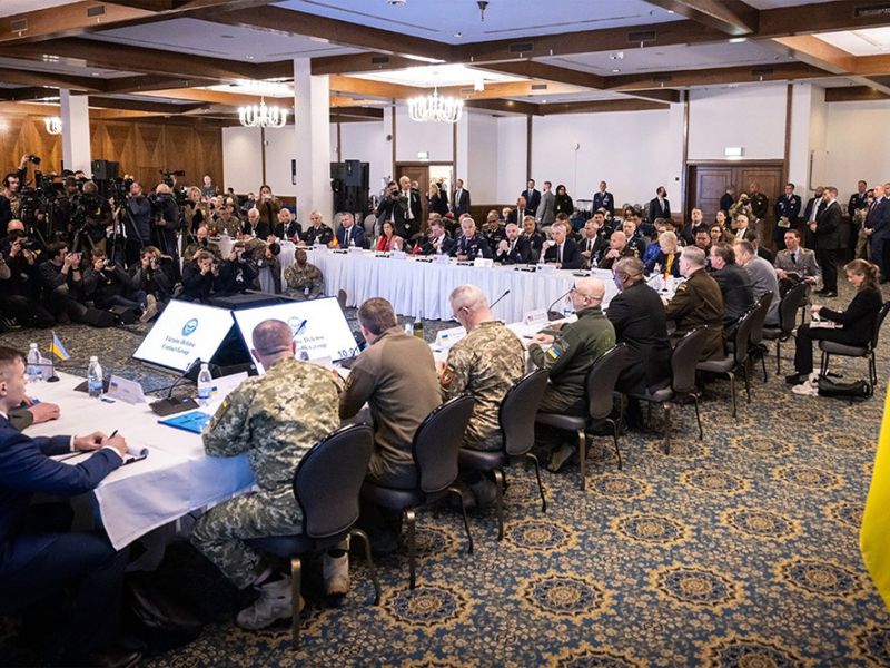La ministra de Defensa anuncia el envío de más ayuda militar a Ucrania