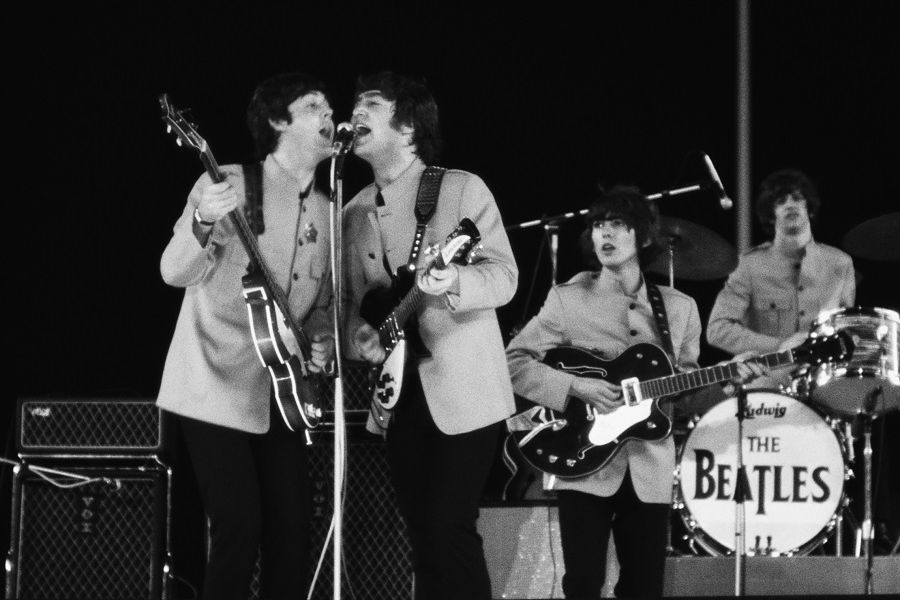 La exposición ‘The Beatles Vs. Rolling Stones’ llega al centro cultural La Malagueta