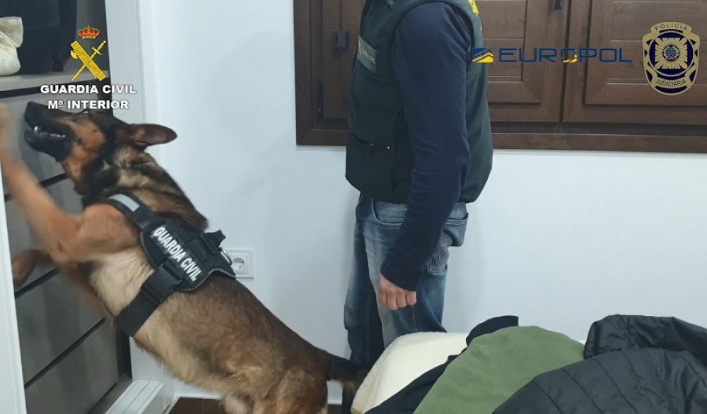 La Guardia Civil desarticula una red que introducía grandes cantidades de hachís por las costas de Huelva
