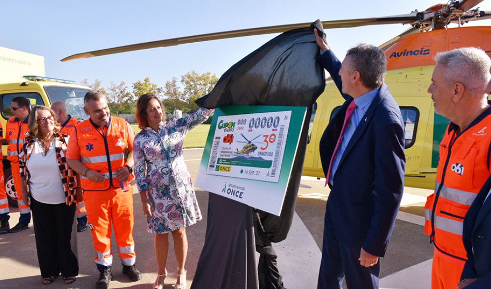 El 061 y la ONCE conmemoran los 30 años del servicio de emergencias sanitarias en Andalucía