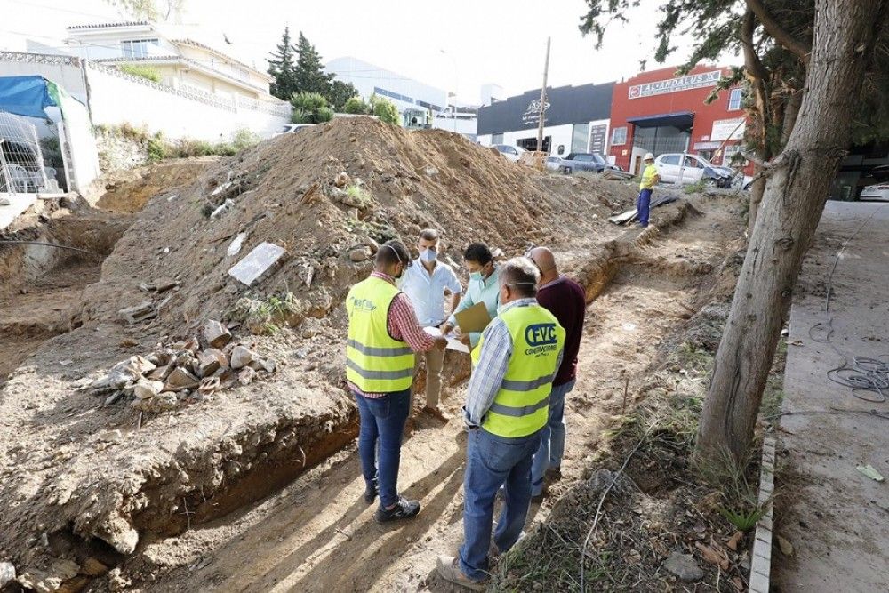 El Ayuntamiento acondiciona una parcela en el polígono La Ermita como área de aparcamiento para mejorar la actividad comercial e industrial
