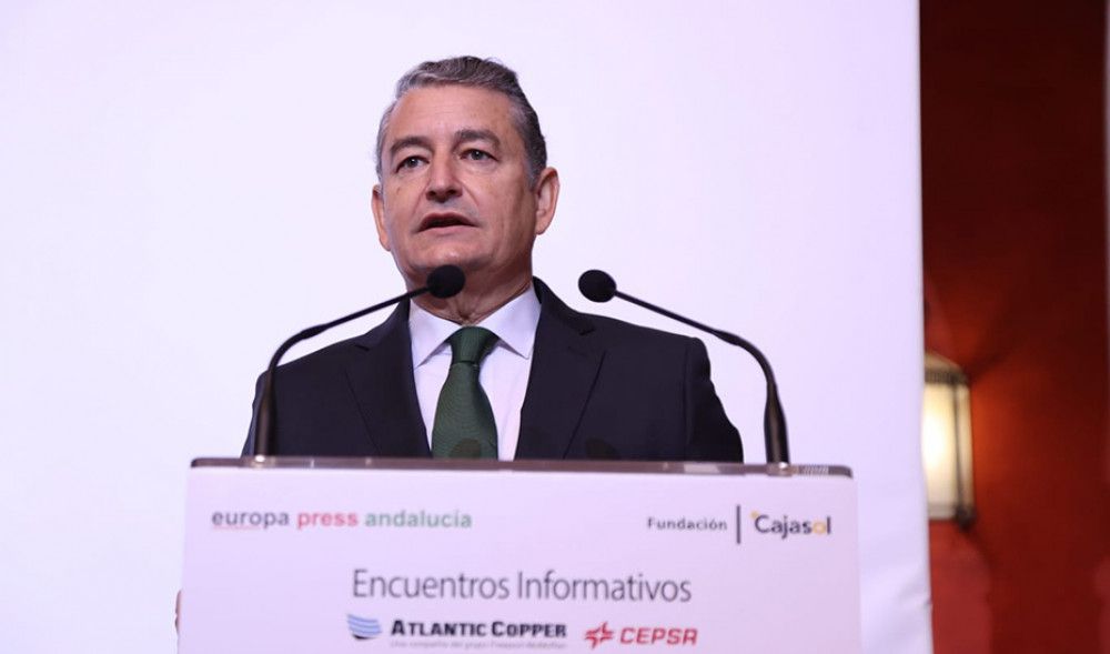 El consejero de la Presidencia anuncia que el cuarto decreto de simplificación se aprobará antes de final de año