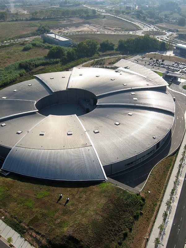 Nace el centro de microscopía electrónica Jemca para investigar en biología estructural y nuevos materiales