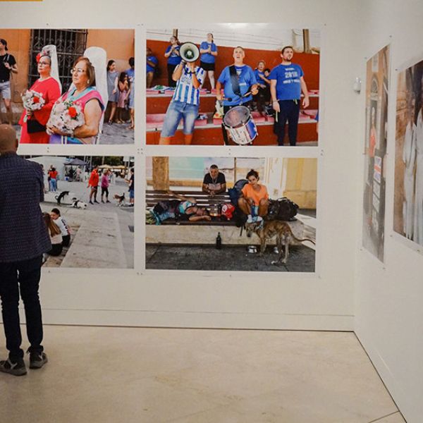 El Museo de Málaga inicia visitas comentadas a la exposición MálagaEXPRESS’, de Martin Parr