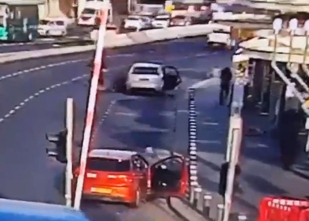Un atentado en una parada de autobús de Jerusalén deja tres muertos y seis heridos