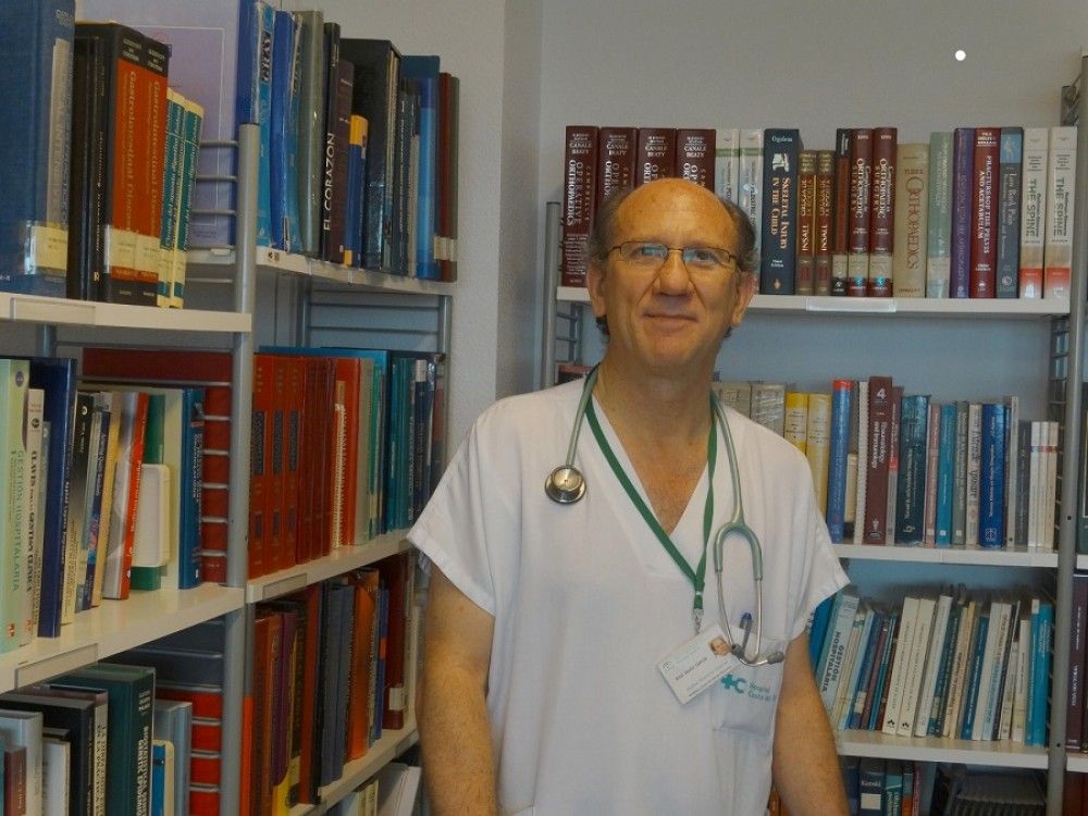 El director del servicio de Medicina Interna del Hospital Costa del Sol , Javier García Alegría, nombrado vicepresidente de FACME