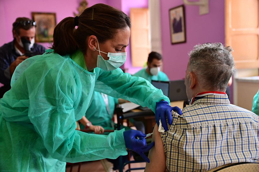 La Junta adquiere un 21,5% más de vacunas contra la gripe que en 2021, un total de 2,17 millones de dosis