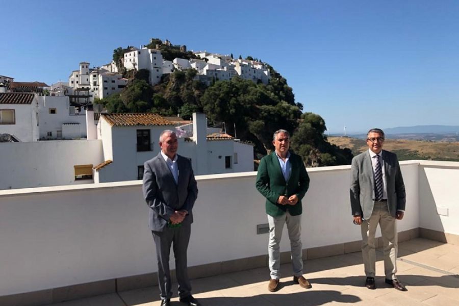 La Diputación, la Junta y el Ayuntamiento de Casares sellan un acuerdo para adecuar como museo la casa natal de Blas Infante