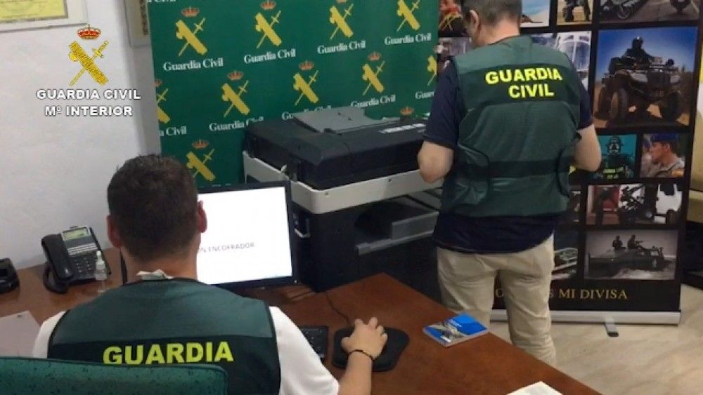 La Guardia Civil desmantela un entramado delictivo dedicado a la falsificación de diplomas de cursos de formación