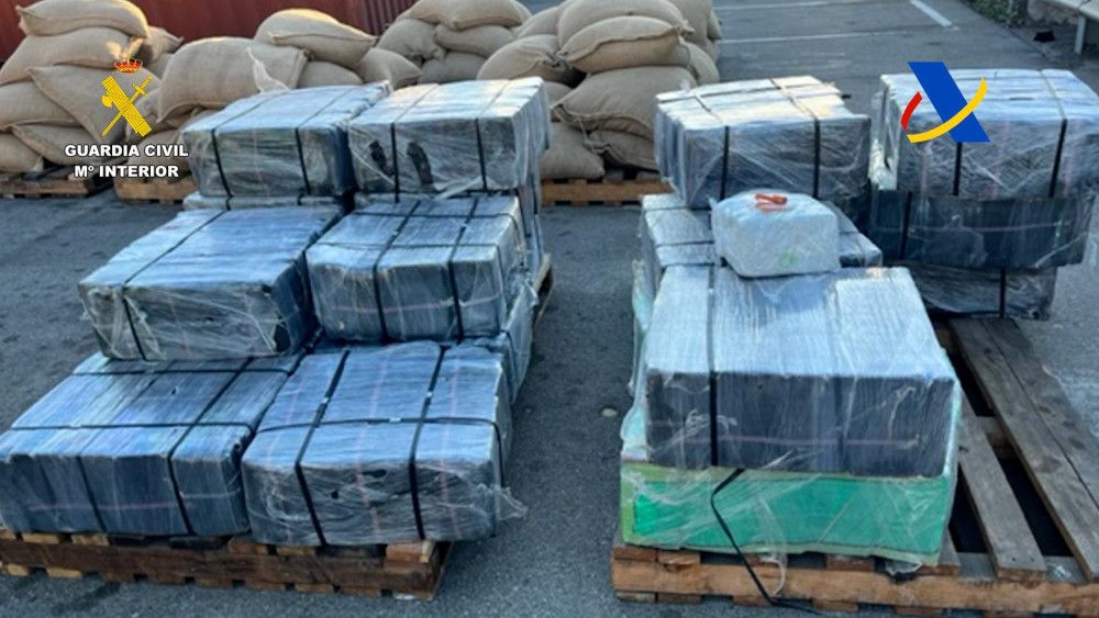 Intervenida más de una tonelada de cocaína en el puerto de Barcelona camuflada en un cargamento de cacao