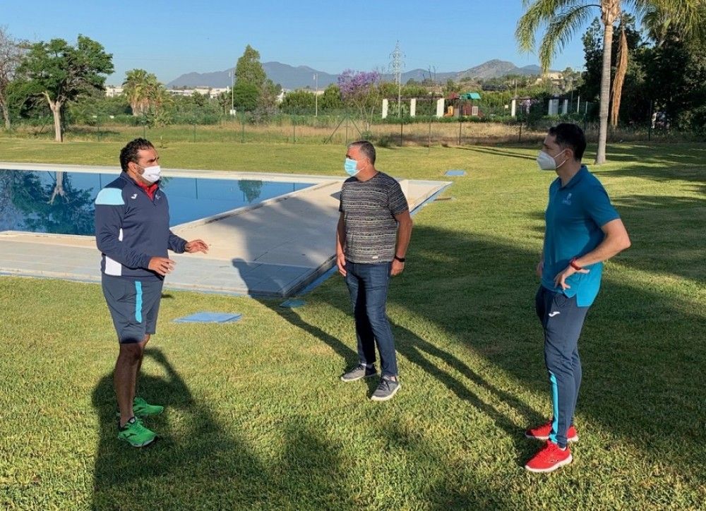 La Delegación de Deportes ultima la adecuación de las piscinas recreativas para su puesta en funcionamiento el 15 de junio