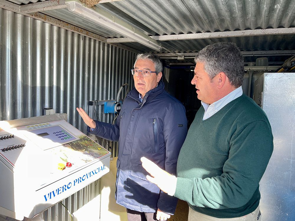 La Diputación prepara la plantación de 42.000 árboles y arbustos para la reforestación del entorno del pantano de La Viñuela