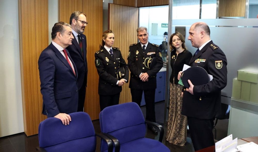 La Junta pide al ministro del Interior que fije “día y hora" para firmar el convenio de la Unidad de Policía Adscrita