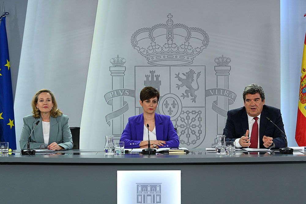 El Gobierno prorroga el mecanismo ibérico que limita el precio del gas y aprueba la Ley de Familias