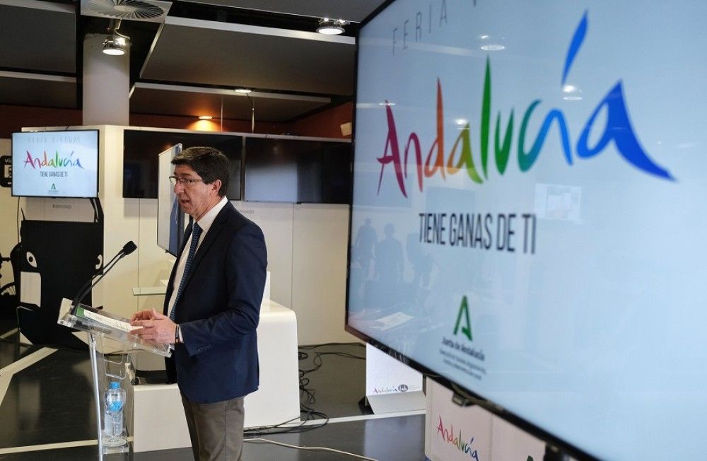 La Consejería de Turismo presenta en Marbella una herramienta para "ponérselo muy fácil" al que quiera viajar a Andalucía