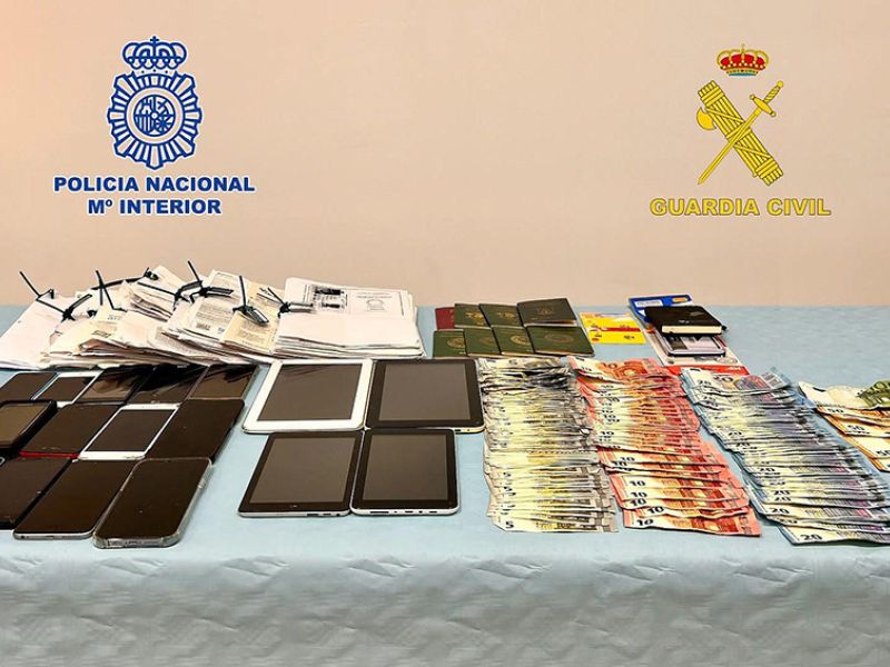 Desarticulada una organización criminal que facilitaba documentación falsa a personas extranjeras en situación irregular
