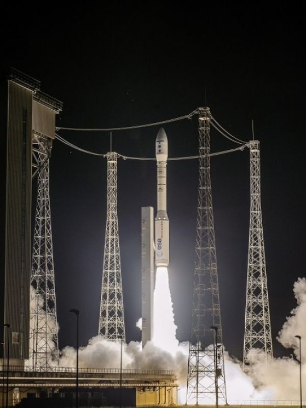La "carrera espacial" española acaba en ocho minutos y ha costado 200 millones de euros