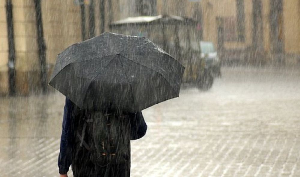 AEMET mantiene activo hasta medianoche el aviso naranja por lluvias en Cádiz y en la Costa del Sol