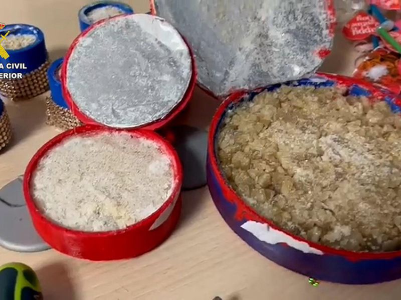 La Guardia Civil desarticula una organización que traficaba con cocaína rosa escondida en impresiones 3D