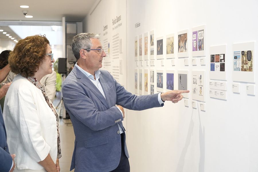 La Diputación de Málaga acoge la primera exposición de viñetas periodísticas del Certamen Elgar