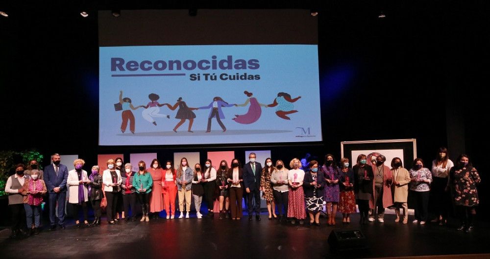 La Diputación premia en la gala Reconocidas 2021 a veinte mujeres y entidades que impulsan la igualdad de género en la provincia