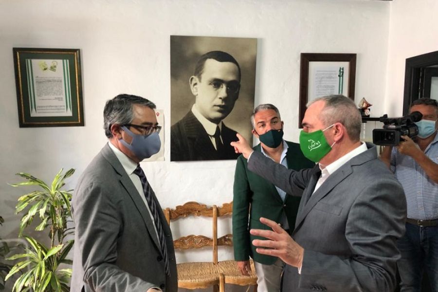 La Diputación, la Junta y el Ayuntamiento de Casares sellan un acuerdo para adecuar como museo la casa natal de Blas Infante