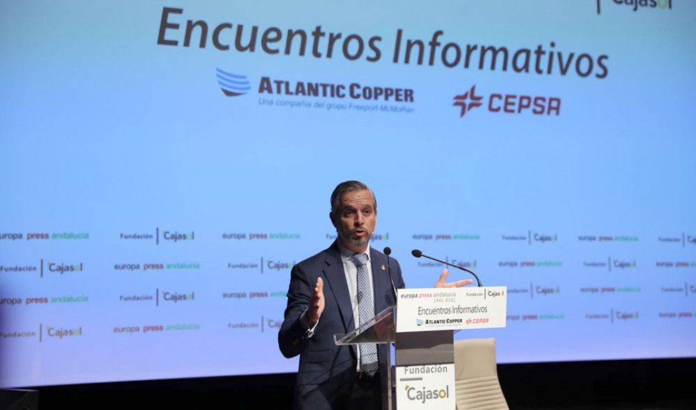 El consejero de Hacienda afirma que "el 80% de los contribuyentes en IRPF se podrá beneficiar de la nueva rebaja fiscal"
