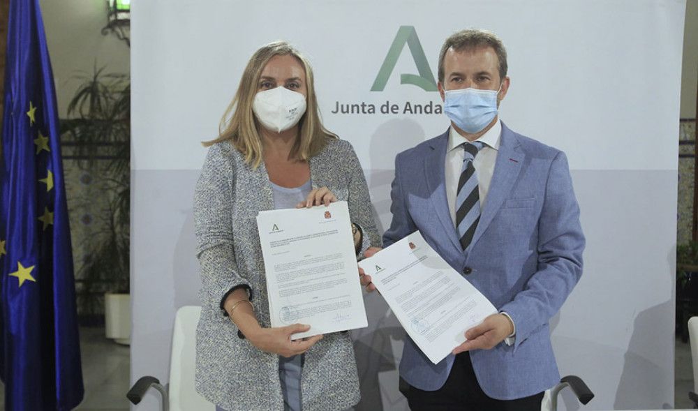 La Junta y el Ayuntamiento de Jaén firman el nuevo convenio para poner en marcha el tranvía