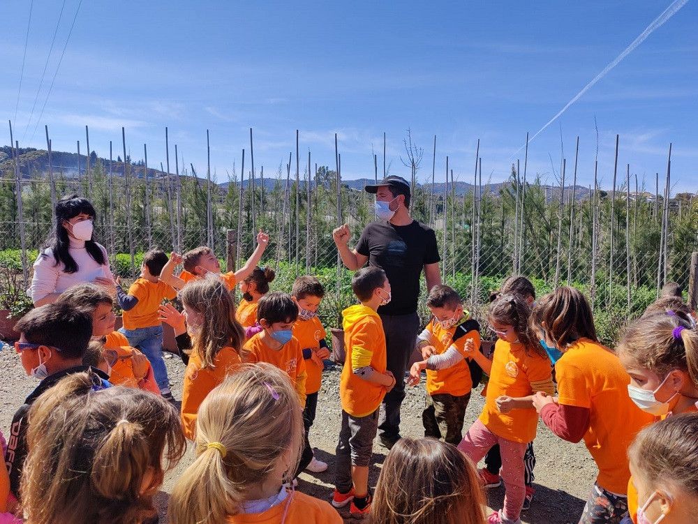 Más de 11.000 bombas de semillas creadas por niños en los talleres del Vivero de la Diputación servirán para recuperar zonas degradadas de la provincia
