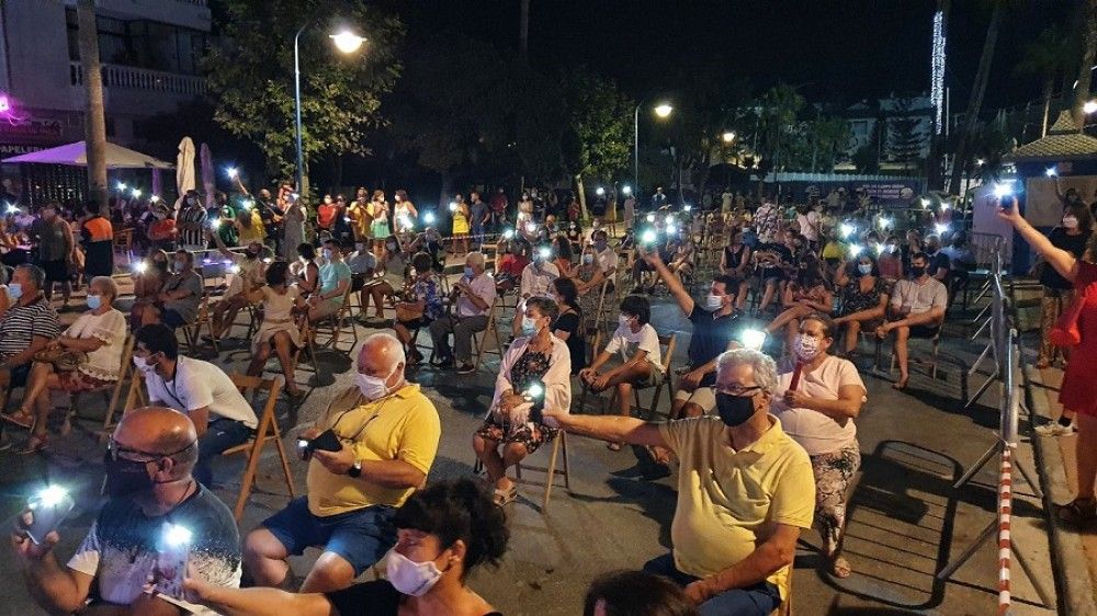 El Ayuntamiento de Torrox destaca la afluencia y el cumplimiento de las medidas sanitarias en su programa de verano