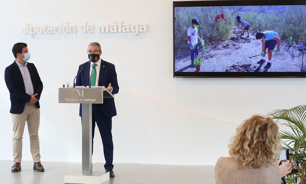 Trece ayuntamientos se suman ya al banco de sumideros de carbono creado por la Diputación y ofrecen terrenos para plantar árboles
