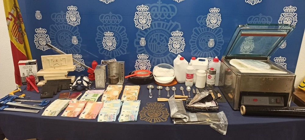 La Policía Nacional desmantela un entramado criminal afincado en Málaga y Marbella dedicado al tráfico de cocaína en vehículos “caleteados”