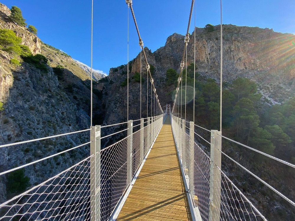 El puente de El Saltillo recibe más de 50.000 visitas y eleva la facturación de los comercios de la zona hasta un 60% en su primer año