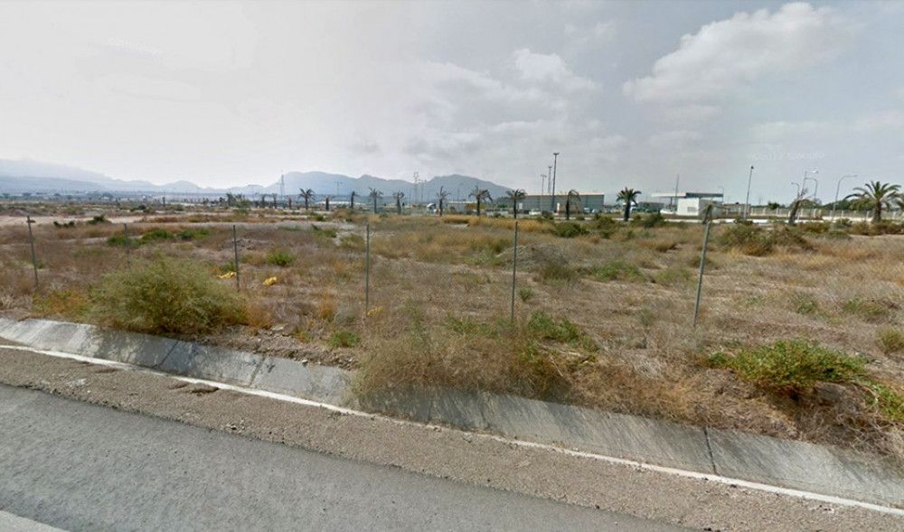La Junta oferta suelos para usos industriales y terciarios por 8,2 millones en cuatro provincias