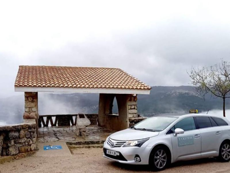El BOJA publica 34 nuevas rutas de transporte a la demanda para atender zonas rurales