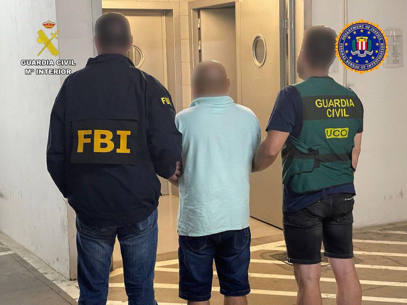 La Guardia Civil detiene a tres huidos de la justicia estadounidense acusados de cometer delitos sexuales contra menores