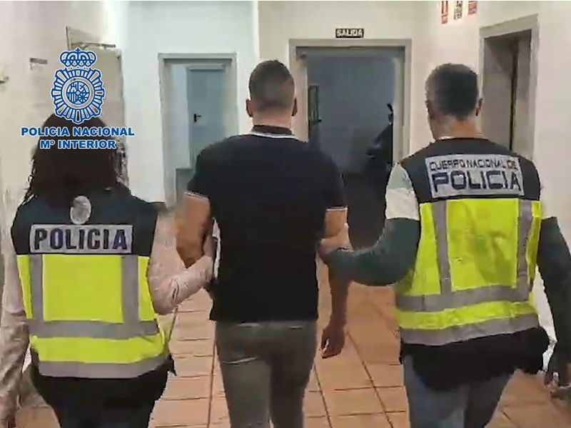 La Policía Nacional detiene a veinte aficionados ultras de equipos deportivos relacionados con acciones violentas