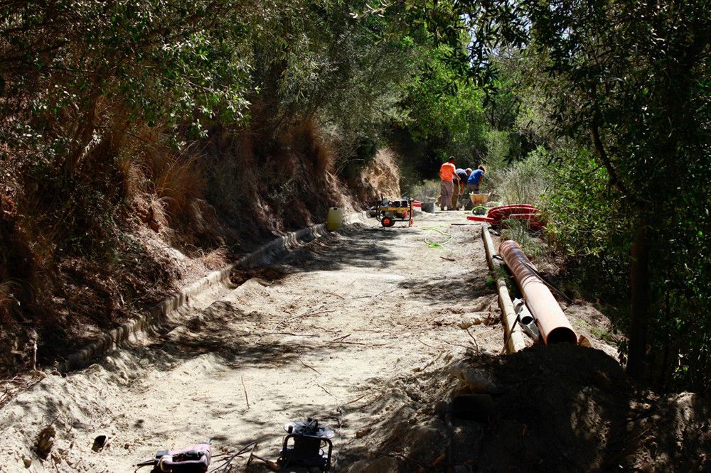 El Ayuntamiento acondiciona 1.000 metros cuadrados de los senderos del Pecho de las Cuevas para concluir su remodelación integral