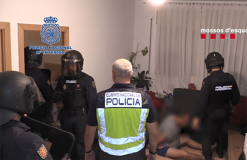 Detenidas dos personas por dar cobertura empresarial al falsificador de billetes más importante de Europa