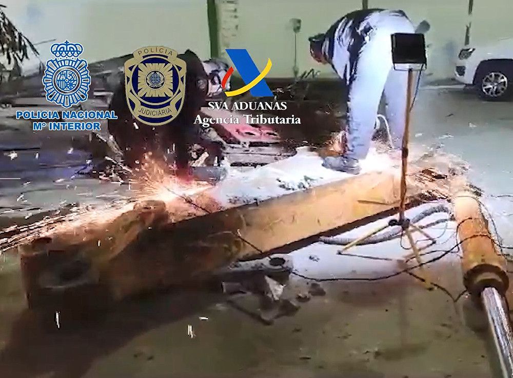 Intervenidos 210 kilos de cocaína ocultos en maquinaria industrial declarada como chatarra procedente de Panamá