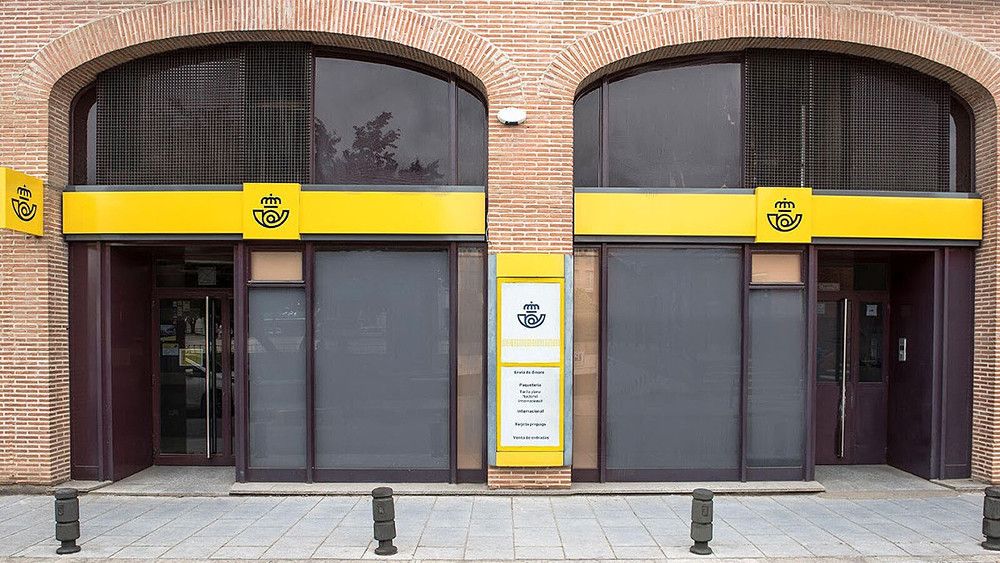 La Diputación y Correos firman un acuerdo para facilitar el pago de tributos en oficinas postales y a través de carteros rurales