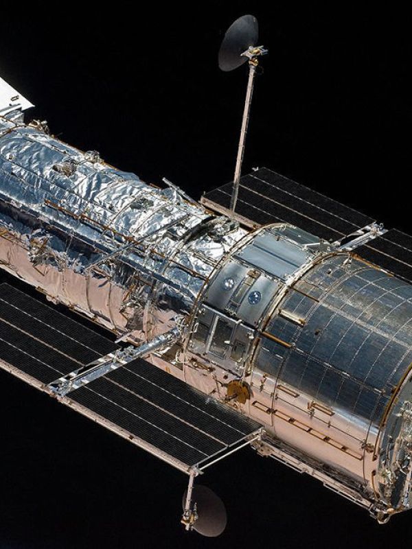 El Hubble entra en modo seguro por un problema en un Giroscopio