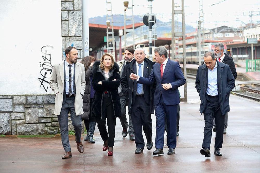 La ministra de Transportes anuncia la adjudicación de las obras de la nueva estación ferroviaria internacional de Irun antes de fin de año