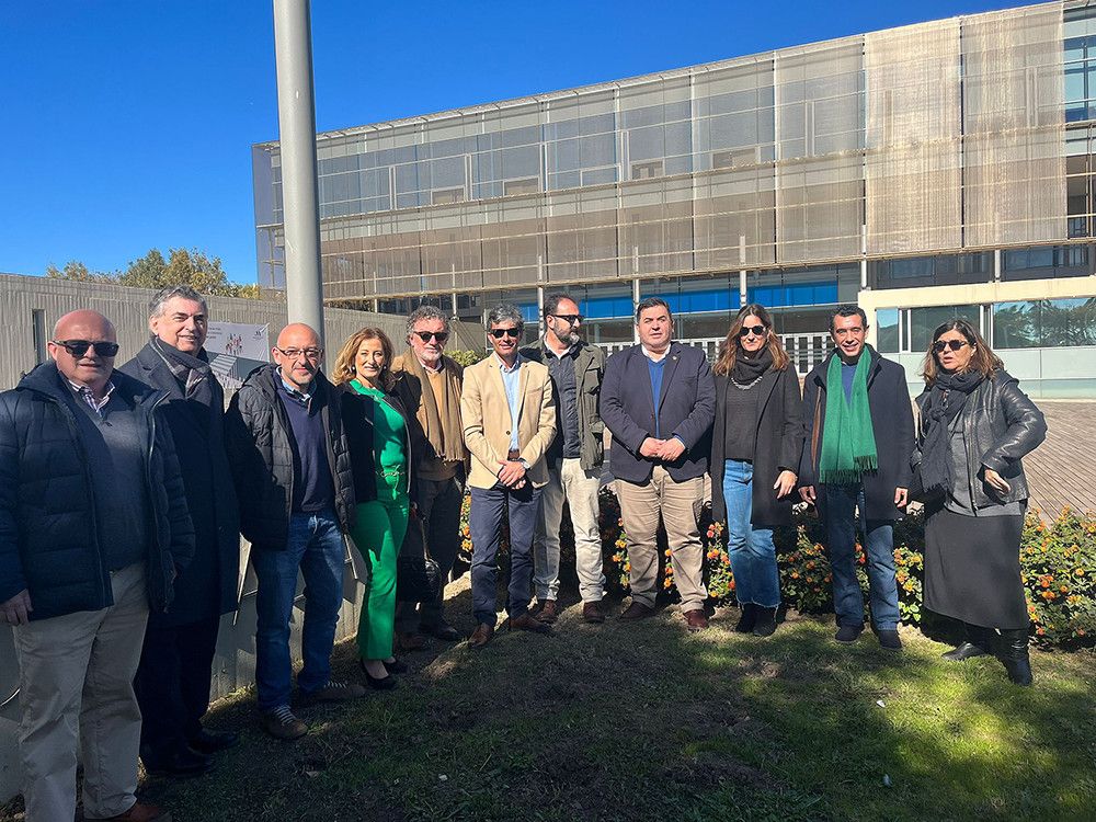 La Diputación de Badajoz se interesa por el inventario de caminos de uso público de la provincia de Málaga
