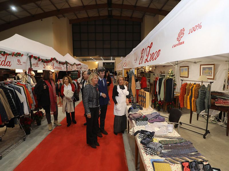 Inaugurado el XVIII Bazar Navideño de Cáritas, que se celebra hasta el domingo