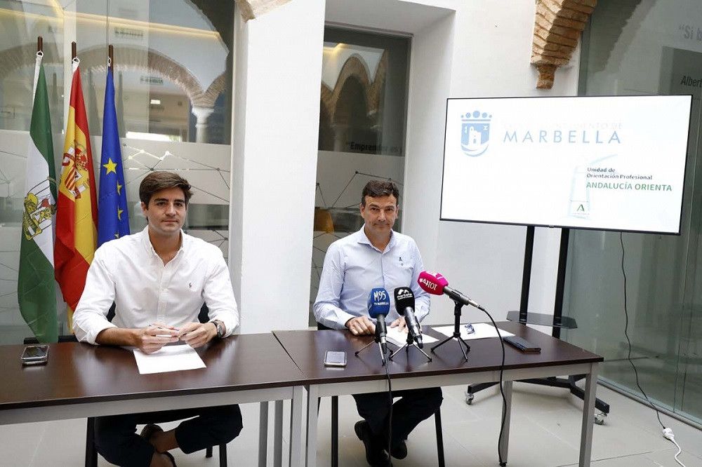 El Ayuntamiento renueva el programa de empleo Andalucía Orienta’ con una subvención de 375.000 euros