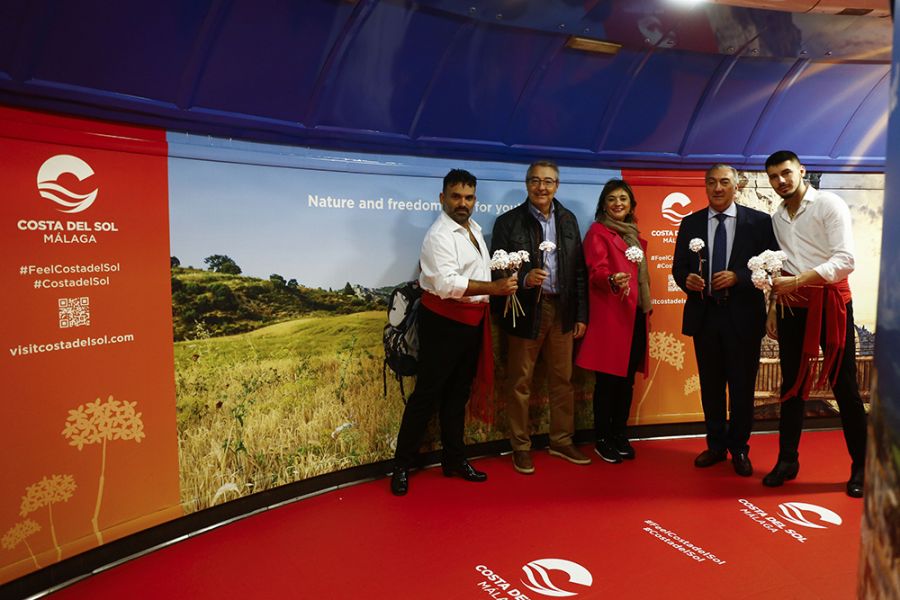 Costa del Sol desarrolla en la estación Oxford Circus de Londres una campaña de promoción sensorial que tendrá un impacto en seis millones de personas en el plazo de un mes