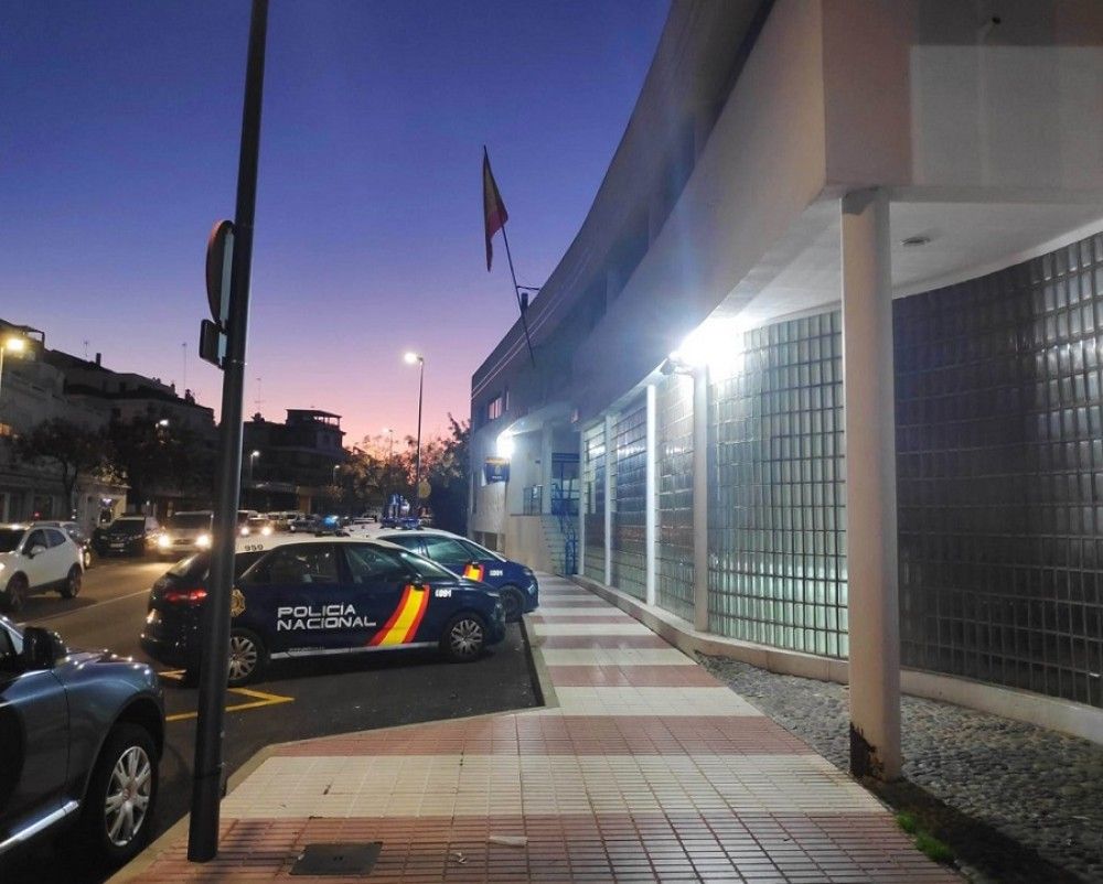 Un detenido por drogar y saquear a dos chicos en sus viviendas de Marbella tras captarlos a través de una app’ para ligar