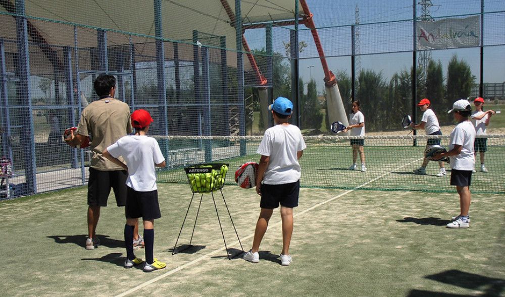 Amplio abanico de actividades para este verano en las instalaciones deportivas andaluzas