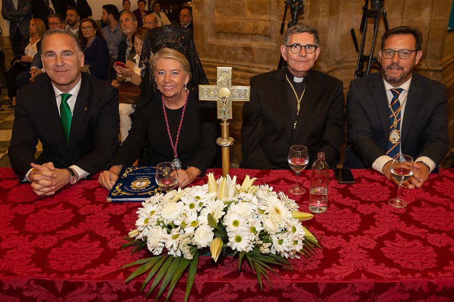 La alcaldesa invita a los vecinos de Marbella “a vivir con intensidad y emoción la Semana Santa de la mejor ciudad del mundo”